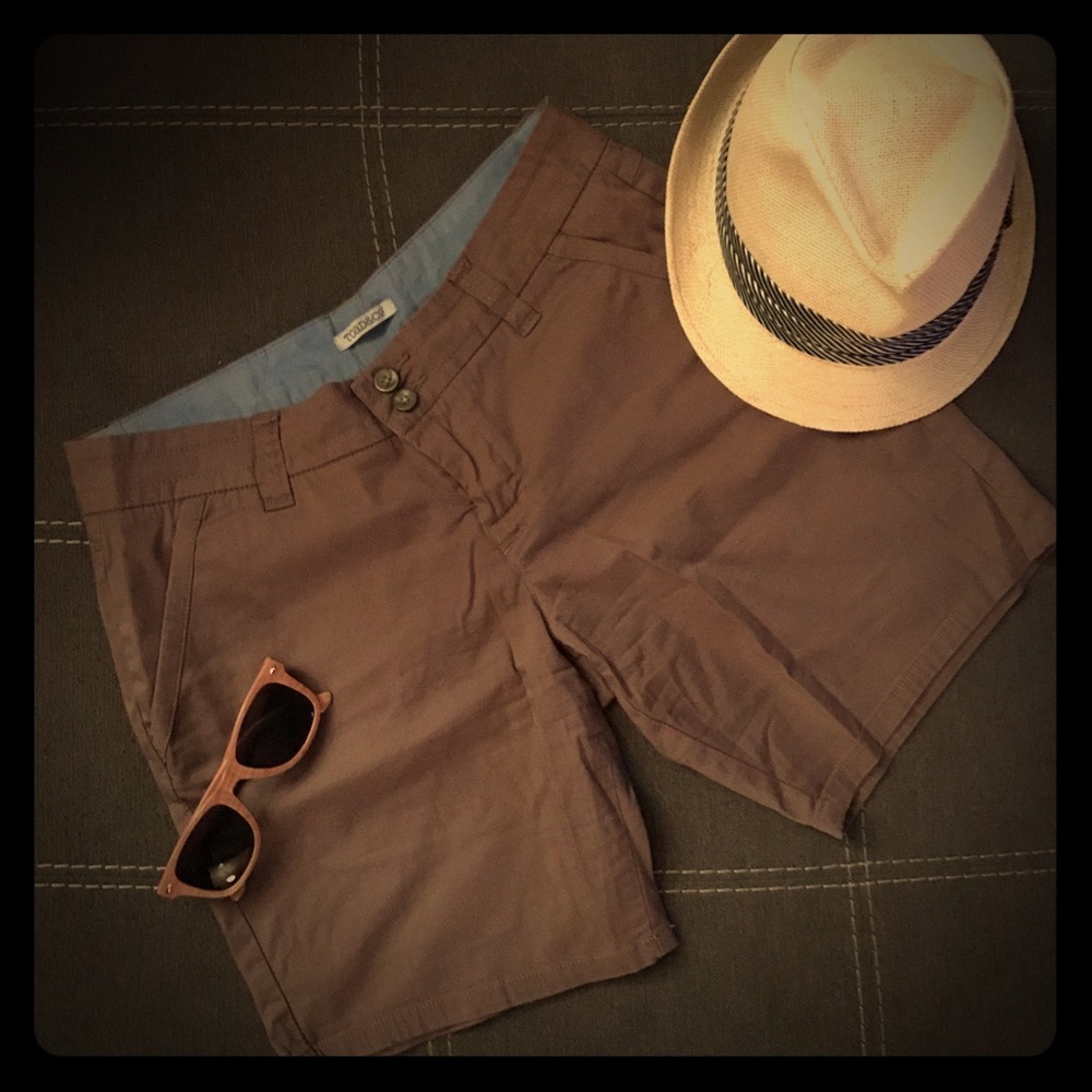 Toad & Co brown shorts.